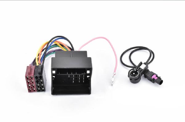 Kit de montage alimentation+haut parleur connecteur ISO + Cble d'antenne