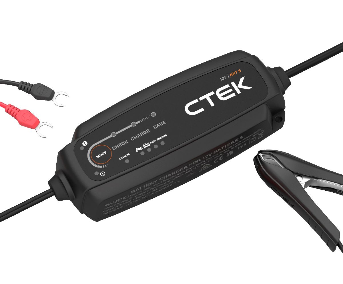 Batterieladeger&auml;t 12 Volt / 5 Amp.